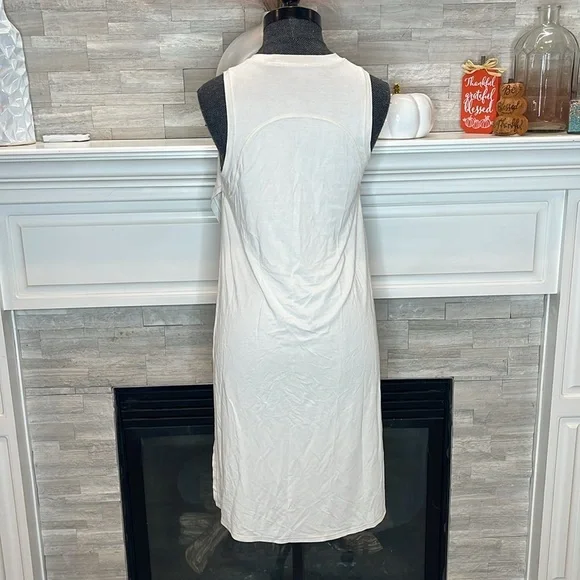 Lululemon Open Sides Long Workout Sleeveless Top Size Medium - Picture 6 of 6
